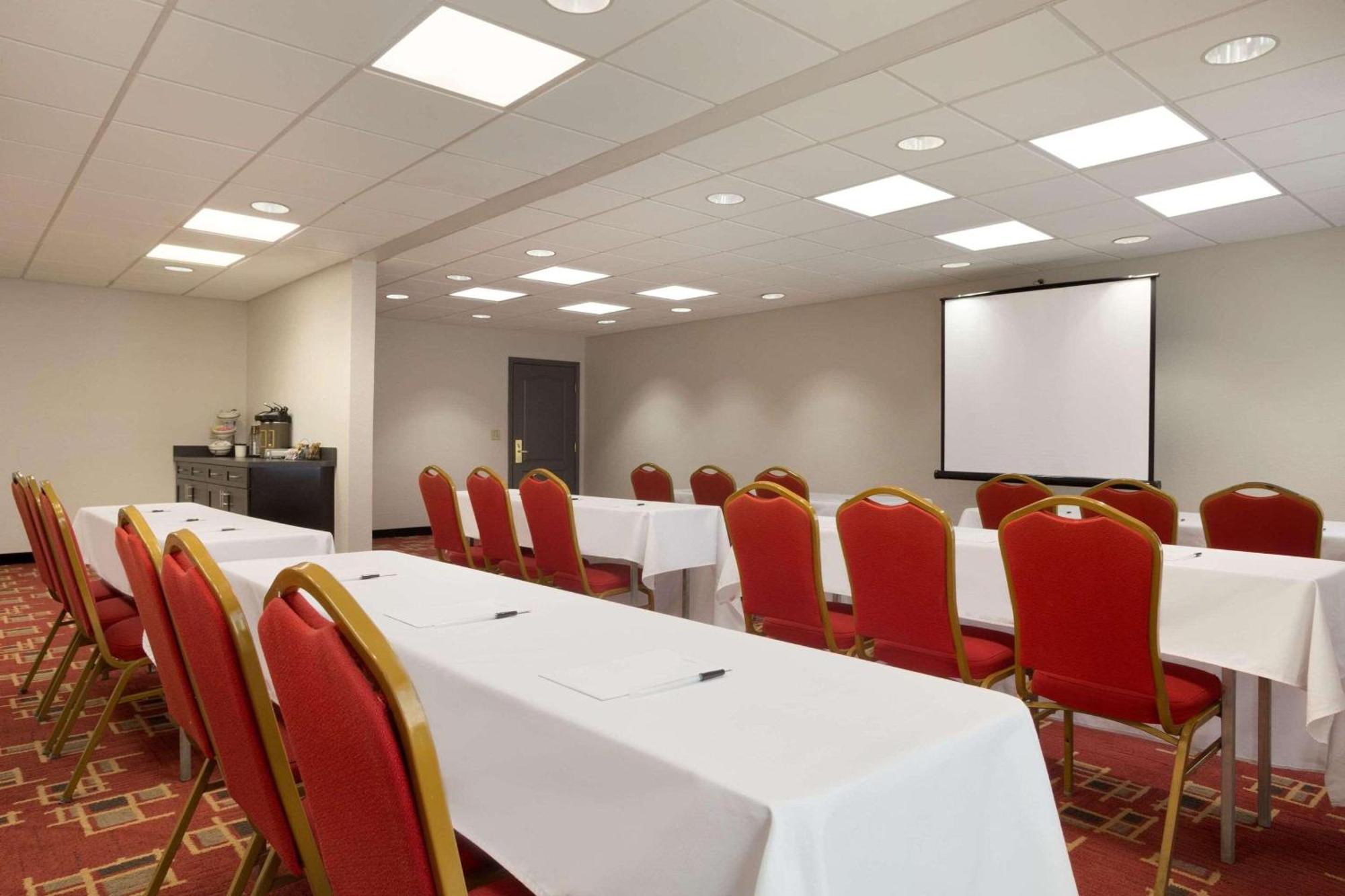 Country Inn & Suites By Radisson, Dfw Airport South, Tx Irving Esterno foto